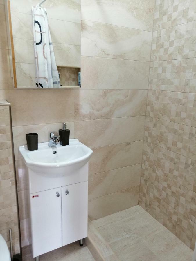 Studio Apartman Irena1 Bijela Exteriör bild